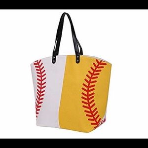 Half softball/baseball tote